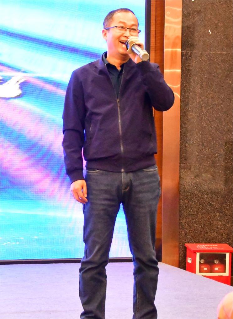 火哥.jpg 火哥.jpg